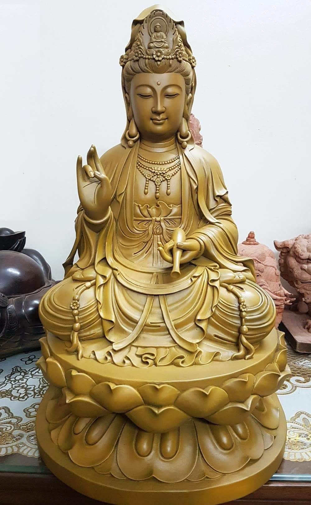 Tượng Phật quan âm