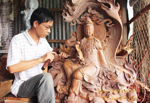 làng nghề điêu khắc gỗ Mỹ Xuyên